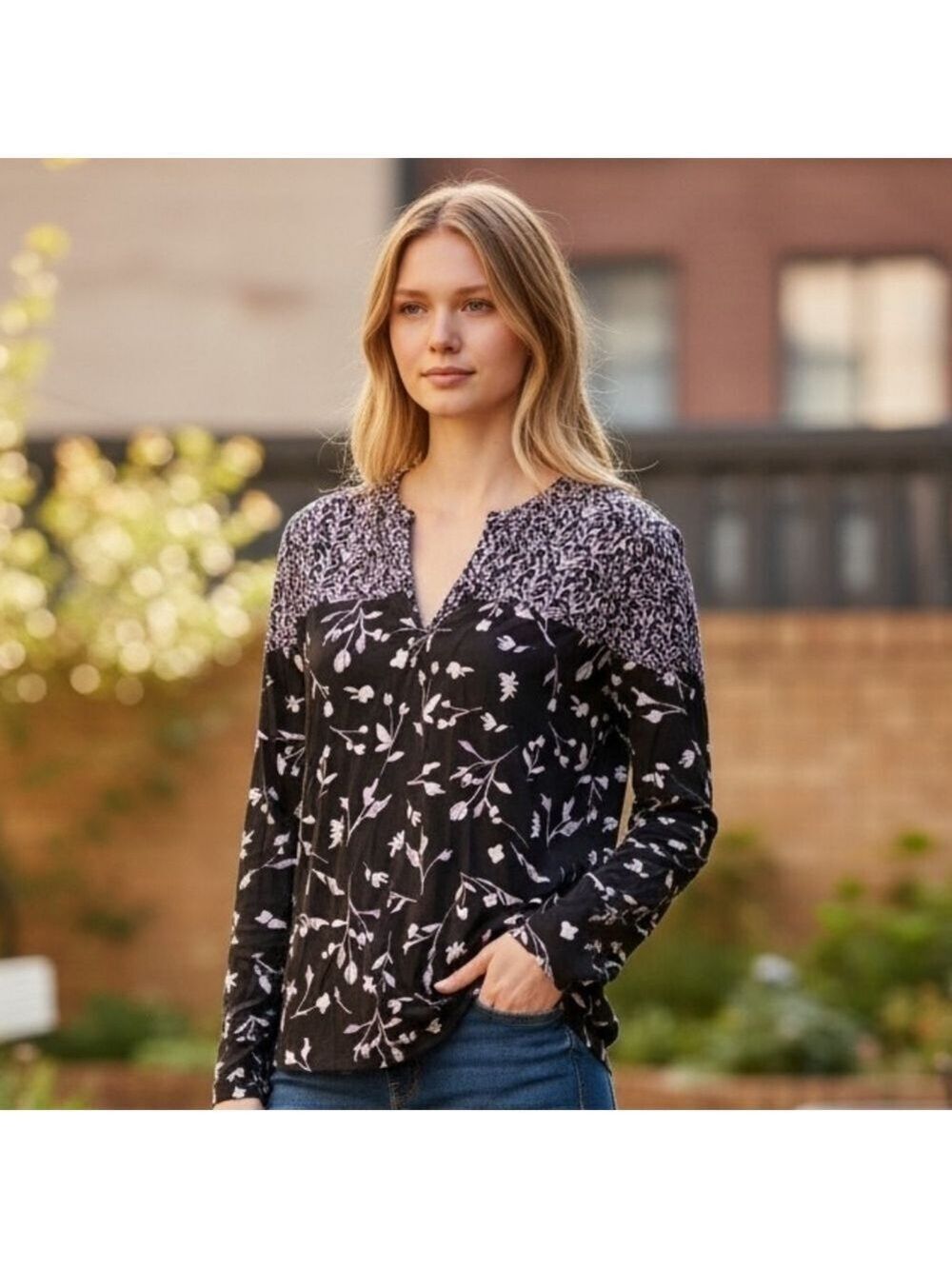 Lucky Brand Black White Floral Blouse Large #BL22 - Picture 1 of 10